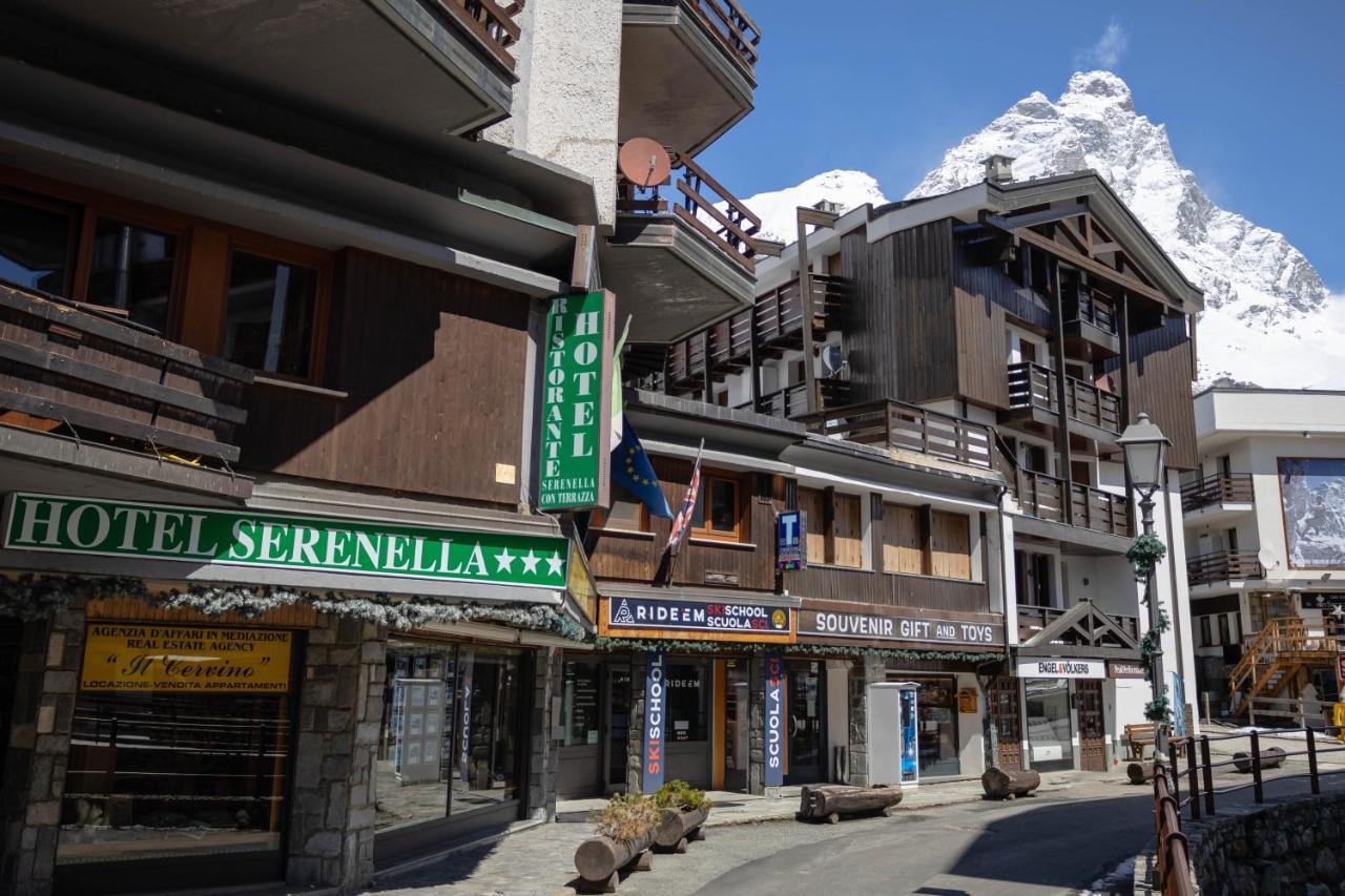 Hotel & Ristorante Serenella Breuil-Cervinia Exterior foto